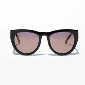 Smoke X Mirrors Black Run Around Sue Sunglasses, Excellent Used Condition